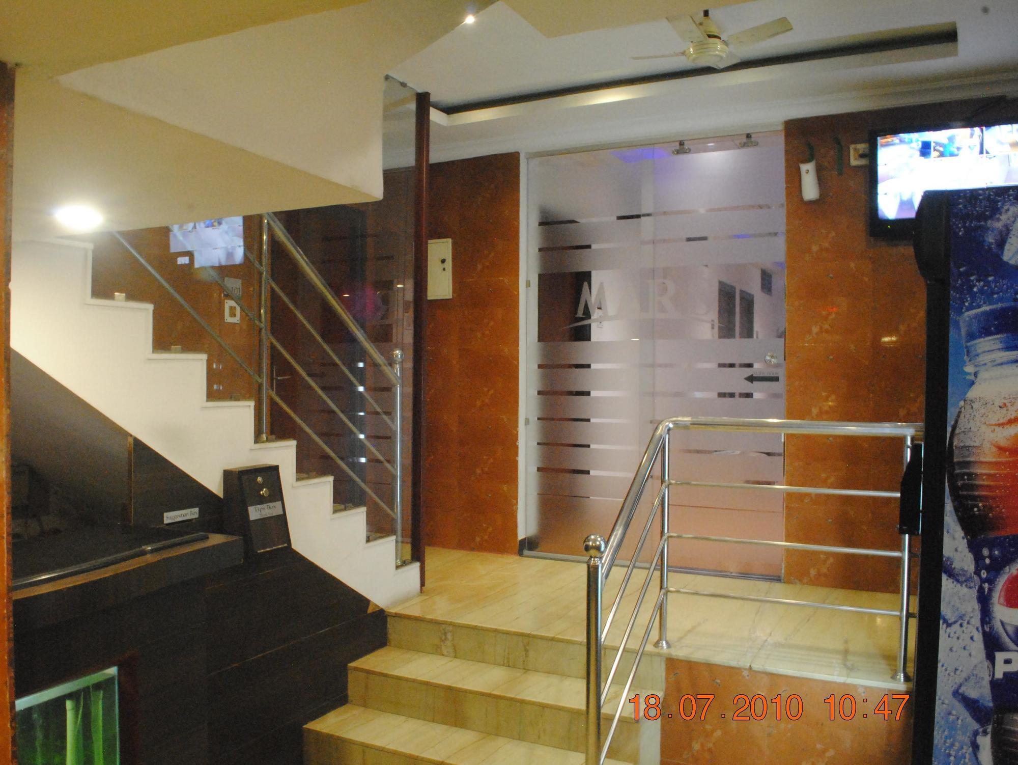 Deluxe Hotel Chennai Dış mekan fotoğraf